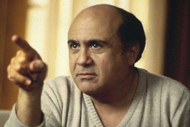 Szépen megöregedett: Így néz ki ma a 73 éves Danny DeVito!