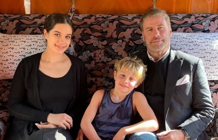 John Travolta fia, Ben attól félt, hogy az apját is elveszítheti, miután az édesanyja meghalt