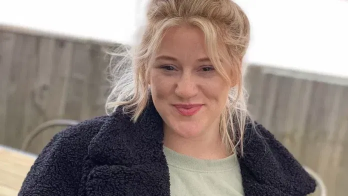 Jessica-Hodgkinson Pillanatokkal azután, hogy életet adott kislányának, megállt a szíve - a családja szerint meg lehetett volna előzni a halálát