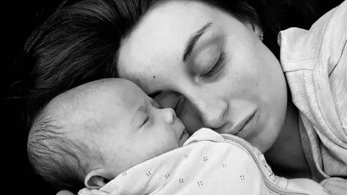 73853529 Az édesanya mindössze 10 nappal kisfia születése után életét vesztette