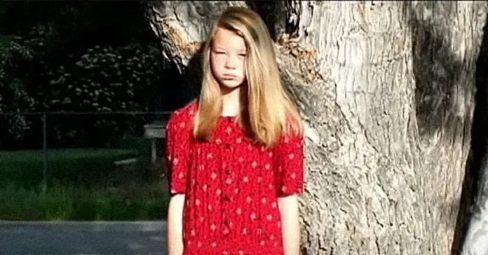 Amikor a nő megtudta, hogy a mostohalánya kigúnyolta egy osztálytársát a ruhái miatt, zseniális büntetést szabott ki rá Amikor a nő megtudta, hogy a mostohalánya kigúnyolta egy osztálytársát a ruhái miatt, zseniális büntetést szabott ki rá