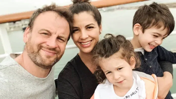 ordog-nora-csaladjaval Ördög Nóra és családja, Nánási Pál, Mici és Venci