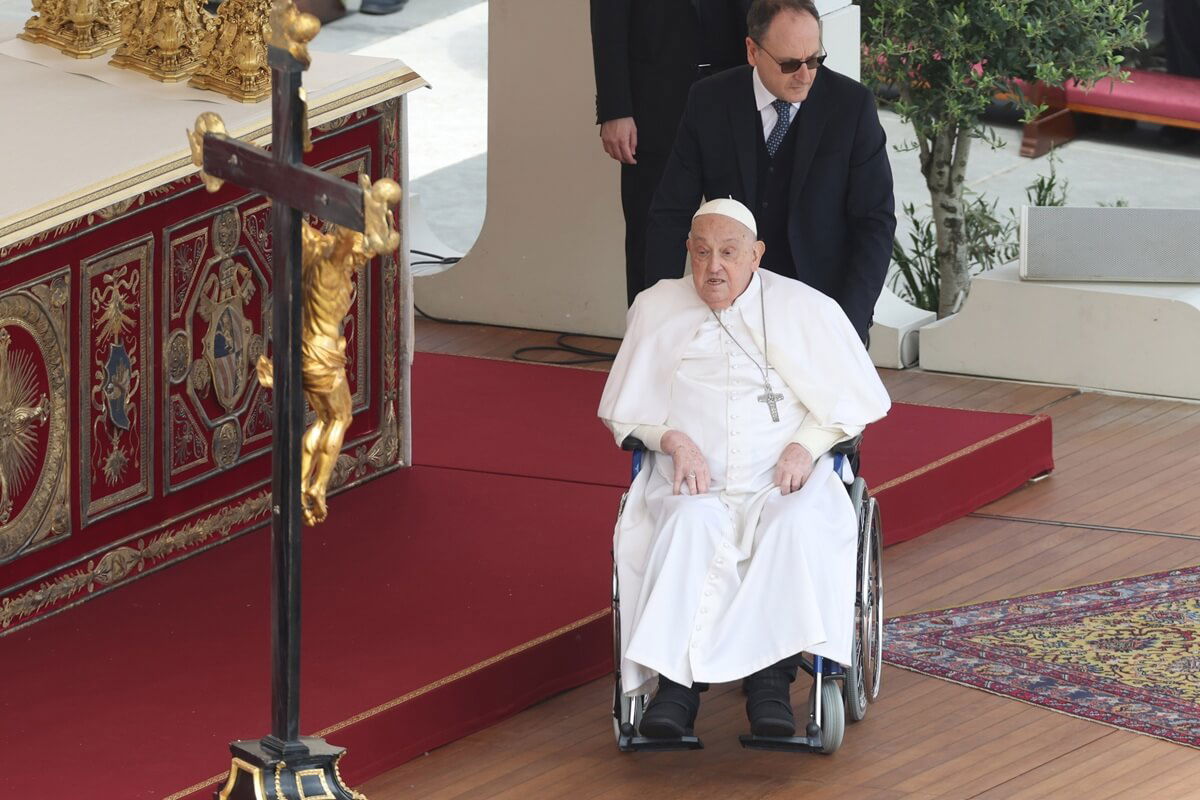 Ferenc pápa utolsó nyilvános megjelenése megrendítő üzenetet hordoz
