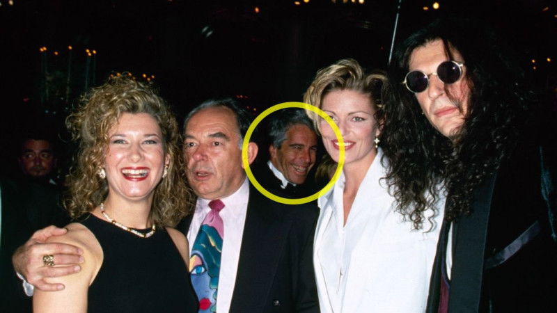Jeffrey Epstein, Donald Trump és Marla Maples esküvőjén